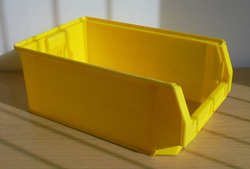 5x Used Size 7 Yellow Storage Bin 500x305x200mm H